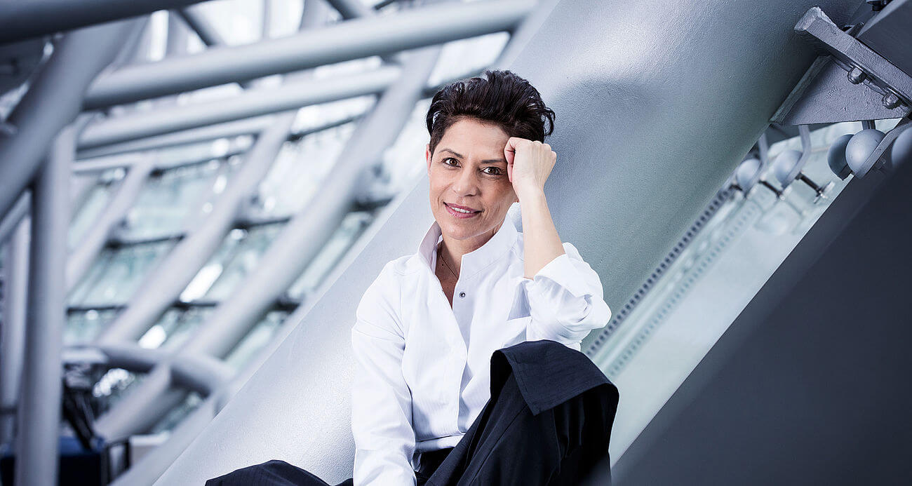 Dominique Crenn, Koki Wanita Pertama AS yang Raih Michelin Stars